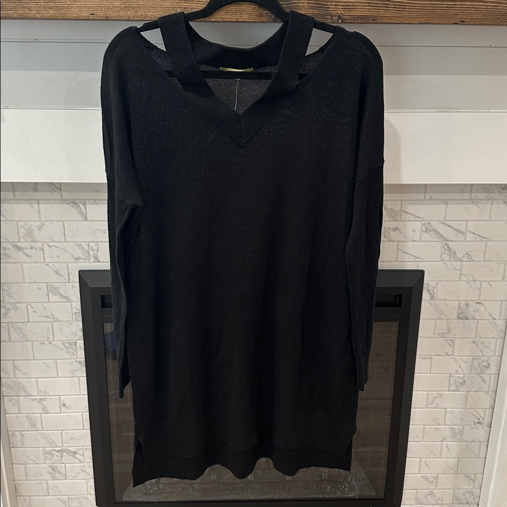 Gianni Bini Black Reese Sweater 2 for $20 - Picture 1 of 6